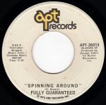 画像2: FULLY GUARANTEED - WE CAN'T MAKE IT TOGETHER / SPINNING AROUND  (2)