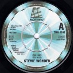 画像2: STEVIE WONDER - DO I DO / ROCKET LOVE  (2)