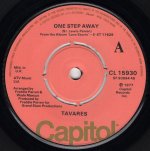 画像1: TAVARES - ONE STEP AWAY / OUT OF THE PICTURE  (1)