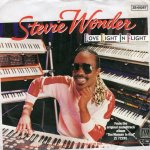 画像1: STEVIE WONDER - LOVE LIGHT IN FLIGHT / IT'S MORE THAN YOU (INSTRUMENTAL)  (1)