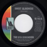 画像2: THE 5TH DIMENSION - SWEET BLINDNESS / GOOD NEWS  (2)