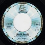 画像2: DAZZ BAND - LET IT WHIP / EVERYDAY LOVE  (2)